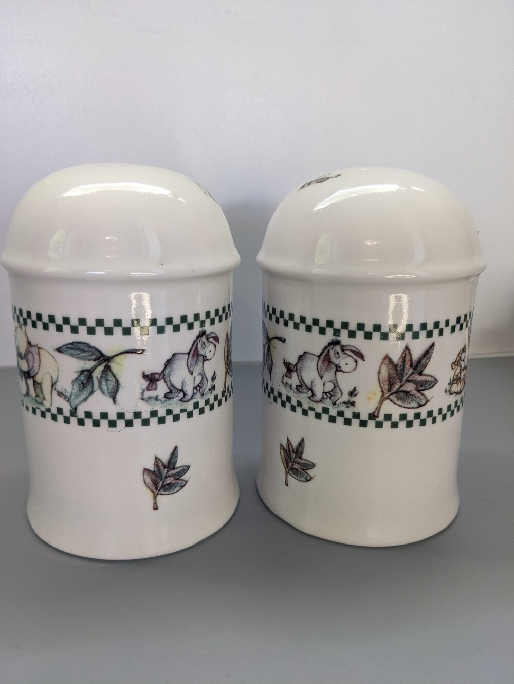 Disney Winnie The Pooh Ceramic Salt And Pepper Shakers Vintage Kitchen Decor
